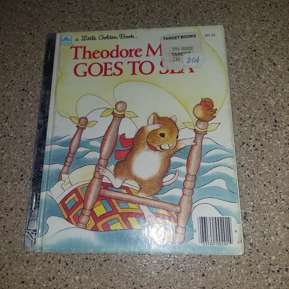 RARE vintage Theodore Mouse goes to sea A Little golden book 1983 version